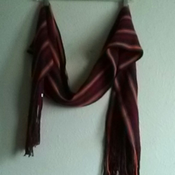 Beautiful Long Scarf - Picture 1 of 3